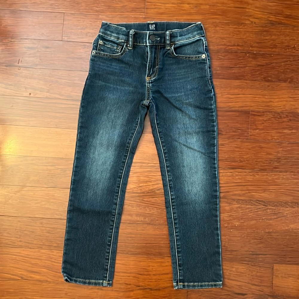 ⭐️ GAP Jeans Slim Size 7